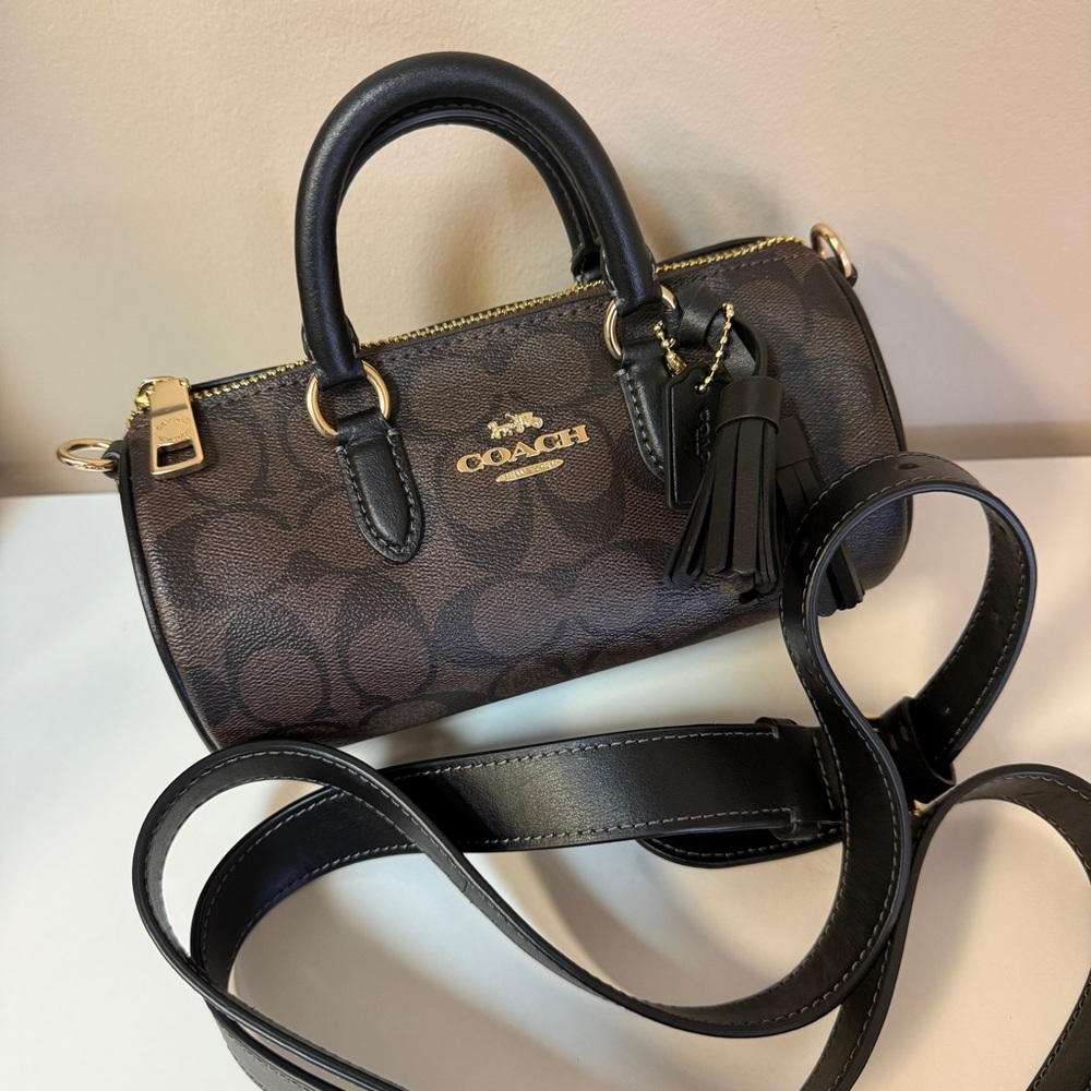 Coach Signature Brown and Black Crossbody Bag Missing tag
